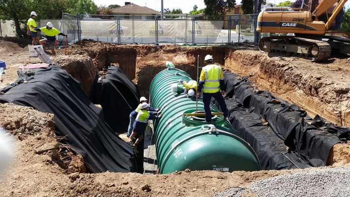 Underground tank installation